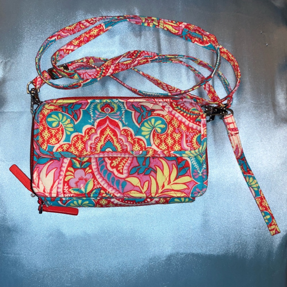 Colorful Floral Quilted Crossbody Wallet - Blue & Red